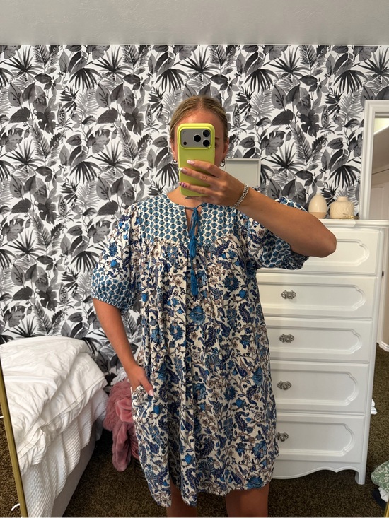 Knox Rose Dresses & Skirts - Knox Rose Blue Floral Smocked Yoke Mini Dress
